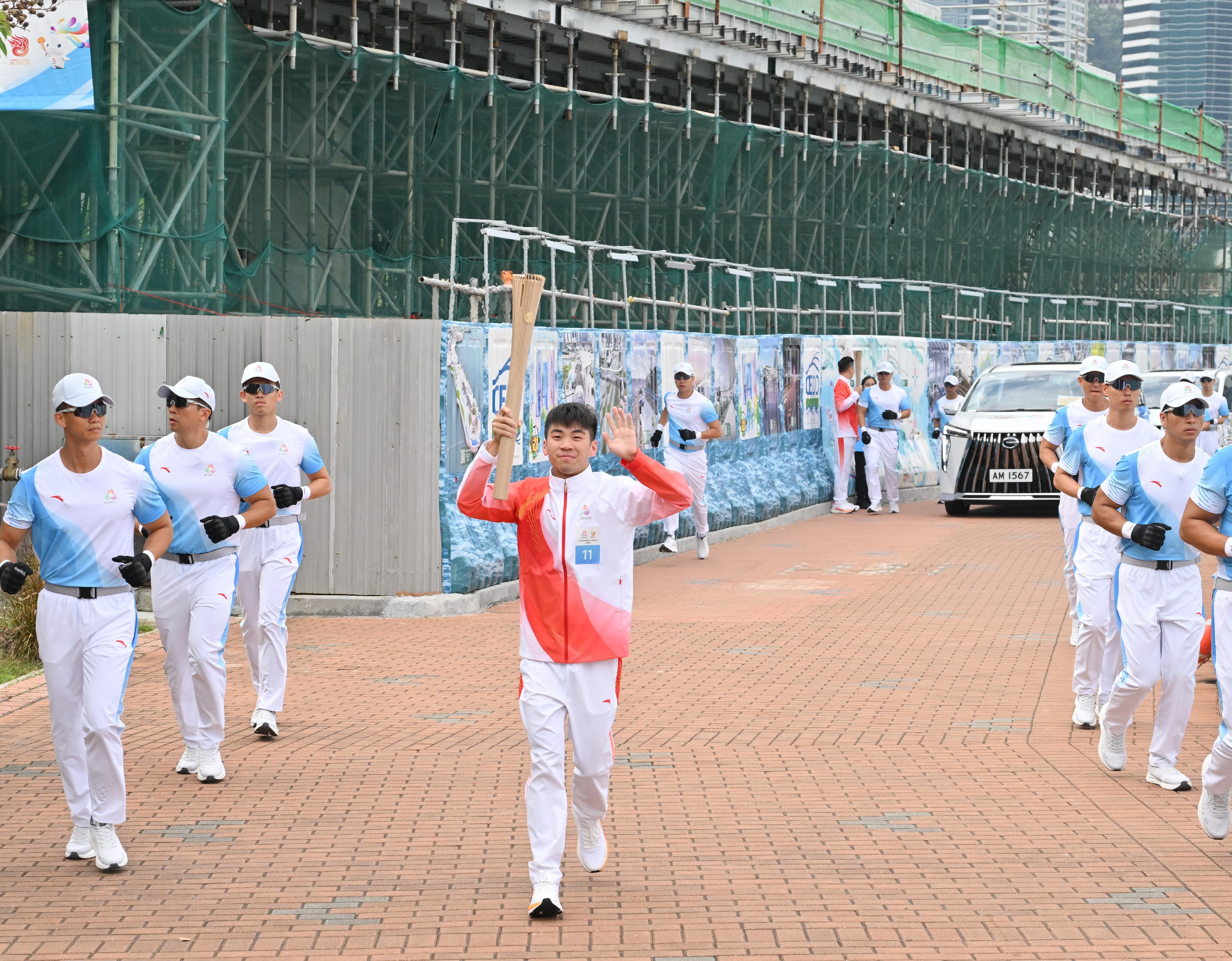 火炬手11：葉德朗