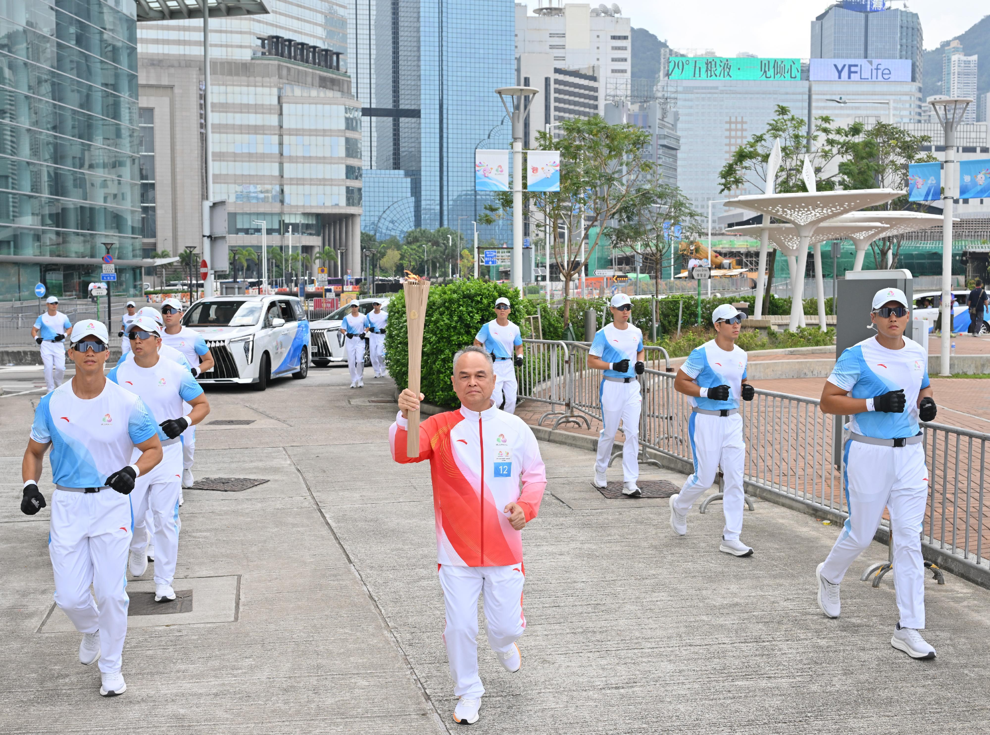 火炬手12：易桂平