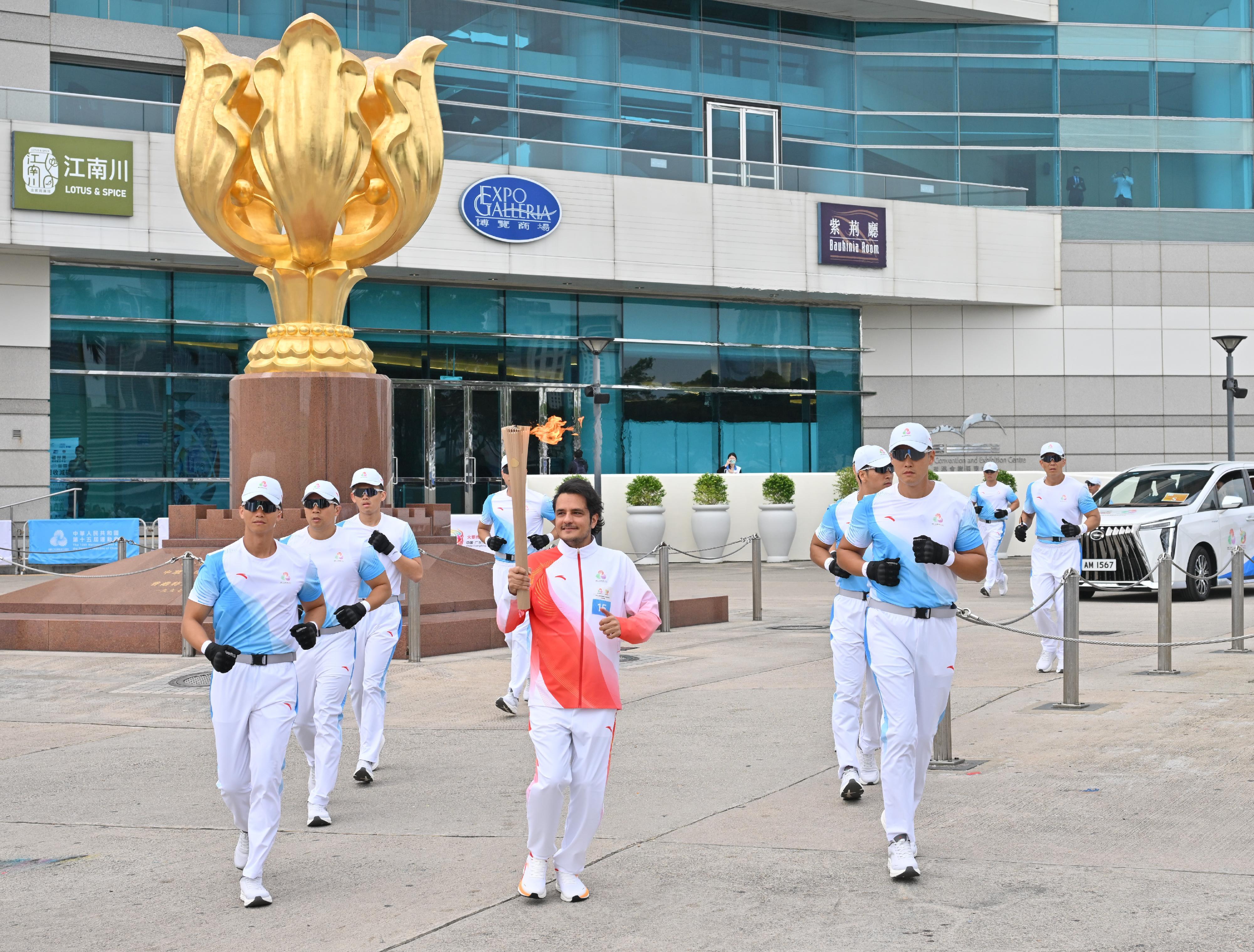 火炬手15：利哲宏