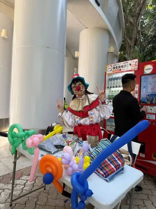 十五運會和殘特奧會巡迴嘉年華在香港公園奧林匹克廣場舉行。