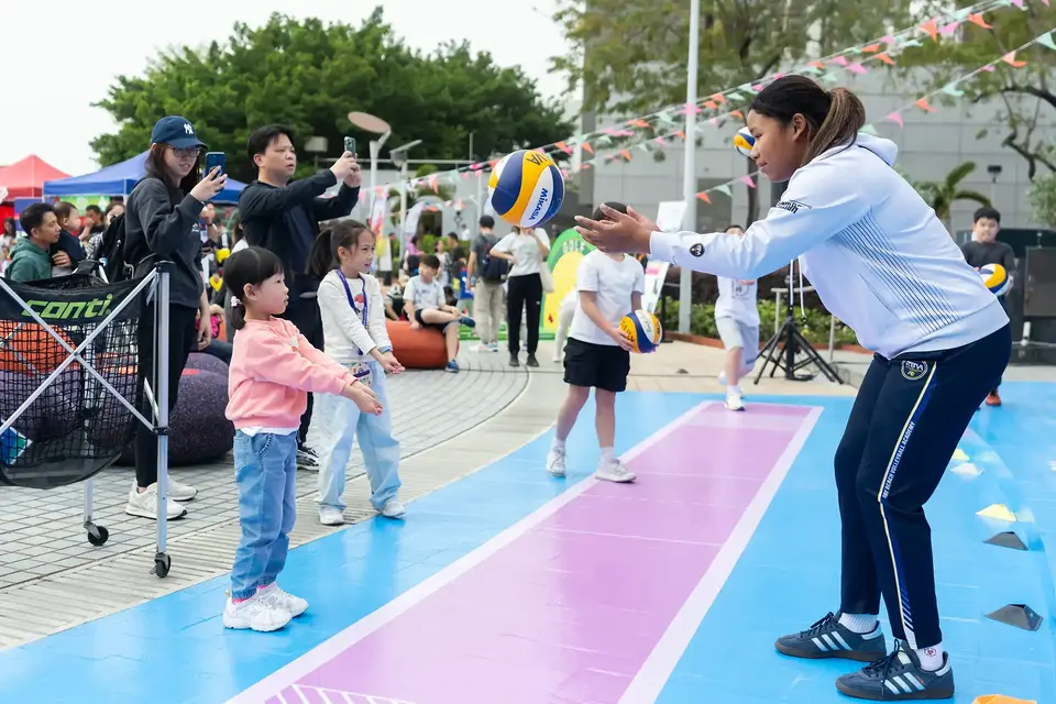 Roving Carnival of the NG, the NGD and the NSOG held at the Tsuen Wan Park Plaza.